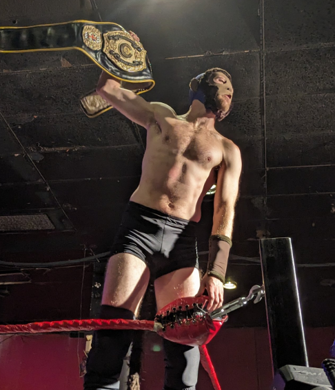 Space Monkey with Openweight Title Belt